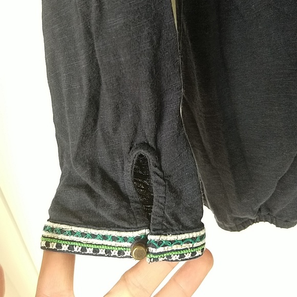 Lucky Brand Embroidered Long Sleeve Shirt - Picture 4 of 4